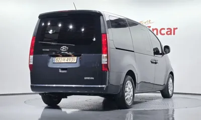 Hyundai Staria 2022, 59942 км, за 16327.35 USD