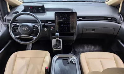 Hyundai Staria 2022, 59942 км, за 16213.73 USD - фото 7