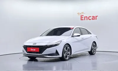Hyundai Avante · 2022 год