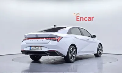 Hyundai Avante 2022, 71549 км, за 12676.33 USD