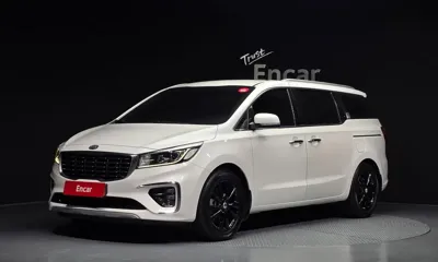 Kia Canival · 2019 год