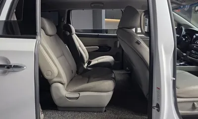 Kia Canival 2019, 67984 км, за 11100.1 USD - фото 12