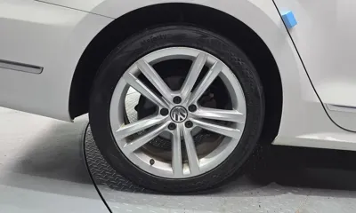 Volkswagen Passat 2015, 108890 км, за 3872.92 USD