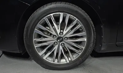 Kia K7 2020, 85025 км, за 12360.15 USD