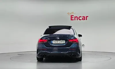 Mercedes-Benz A-Class 2023, 29527 км, за 22924.32 USD