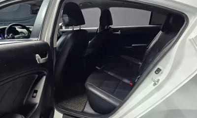 Kia K3 2015, 97277 км, за 4266.77 USD - фото 12