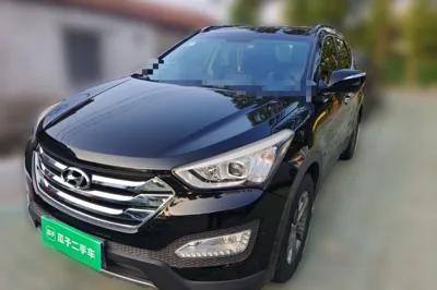Hyundai Santa Fe · 2015 год