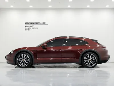 Porsche Taycan 2023, 21860 км, за 87961.14 USD - фото 6