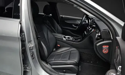 Mercedes-Benz C-Class 2016, 42915 км, за 11171.35 USD - фото 12