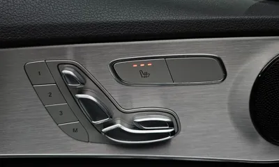 Mercedes-Benz C-Class 2016, 42915 км, за 11171.35 USD - фото 18