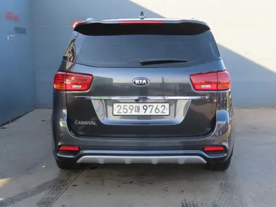 Kia Canival 2019, 173066 км, за 8523.29 USD