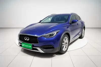Infiniti QX30 · 2017 год