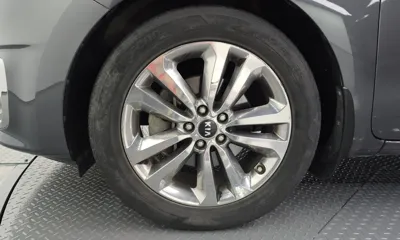 Kia Canival 2015, 118351 км, за 5844.11 USD