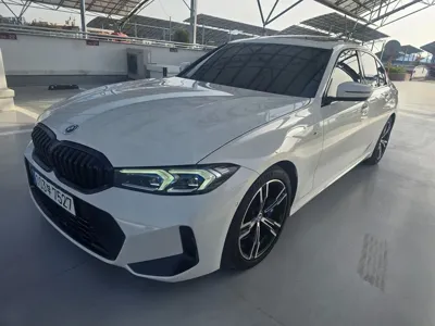 BMW 3-Series · 2023 год