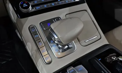 Genesis G90 2019, 204837 км, за 18019.79 USD - фото 9