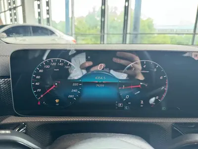 Mercedes-Benz A-Class 2019, 79000 км, за 11708.78 USD - фото 11