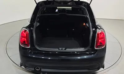 MINI Cooper 2024, 28823 км, за 17723.51 USD - фото 30