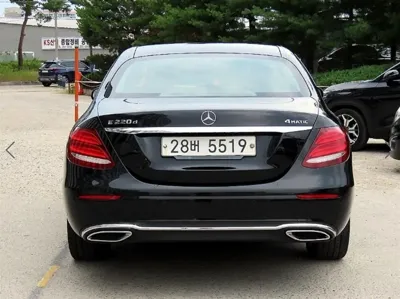 Mercedes-Benz E-Class 2017, 194266 км, за 10174.61 USD