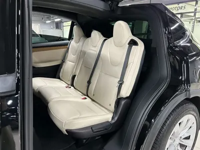 Tesla Model X 2020, 27400 км, за 65411.29 USD - фото 12