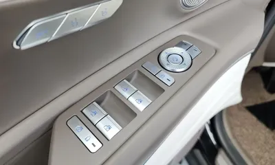 Genesis GV80 2021, 93106 км, за 29473.55 USD - фото 29