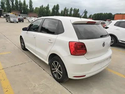 Volkswagen Polo 2018, 71000 км, за 4780.92 USD