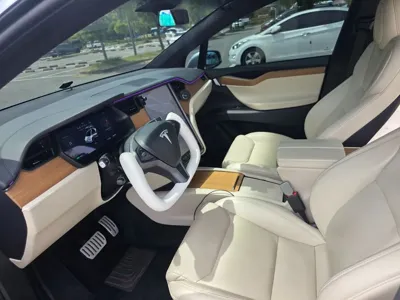 Tesla Model X 2020, 126000 км, за 55255.78 USD - фото 15