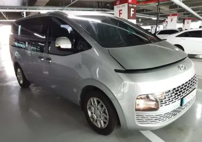 Hyundai Staria 2023, 57386 км, за 3674.27 USD - фото 8