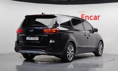 Kia Canival 2019, 120627 км, за 10986.75 USD