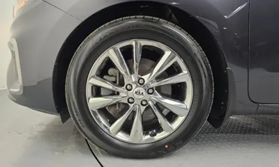 Kia Canival 2019, 120627 км, за 10986.75 USD