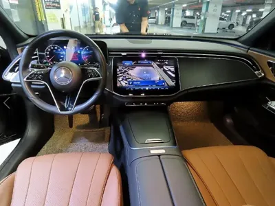 Mercedes-Benz E-Class 2024, 15825 км, за 35097.17 USD - фото 10