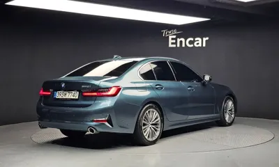 BMW 3-Series 2021, 111657 км, за 14998.35 USD