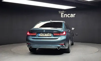 BMW 3-Series 2021, 111657 км, за 14998.35 USD