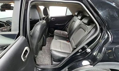 Hyundai Venue 2020, 75148 км, за 8879.24 USD - фото 11