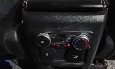 Ford Explorer 2020, 106907 км, за 13456.41 USD - фото 31