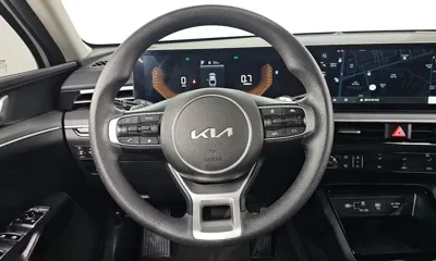 Kia K5 2024, 38007 км, за 22052.13 USD - фото 13