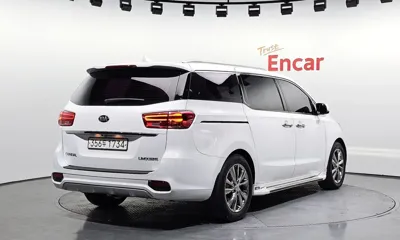 Kia Canival 2019, 139633 км, за 11166.17 USD