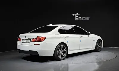 BMW 5-Series 2016, 107732 км, за 9602.64 USD