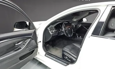 BMW 5-Series 2016, 107732 км, за 9602.64 USD - фото 10