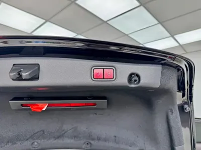 Mercedes-Benz E-Class 2020, 80000 км, за 24170.19 USD - фото 25