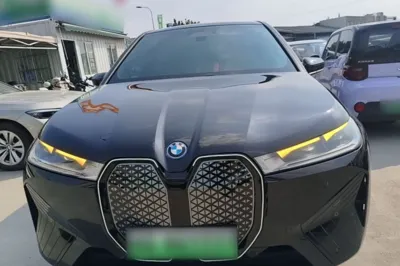 BMW iX 2022, 82200 км, за 31918 USD