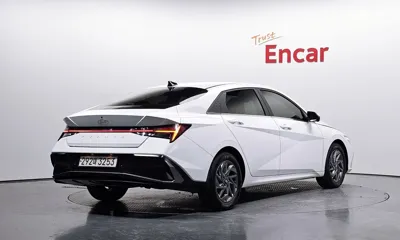 Hyundai Avante 2024, 37502 км, за 15823.4 USD