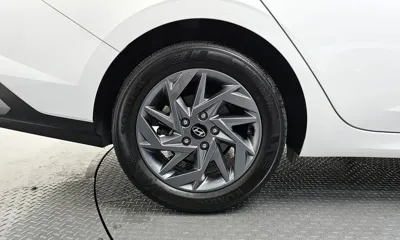 Hyundai Avante 2024, 37502 км, за 15823.4 USD