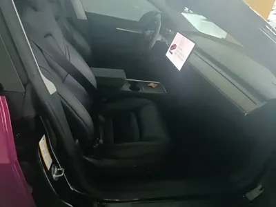 Tesla Model 3 2021, 77400 км, за 17780.88 USD - фото 20
