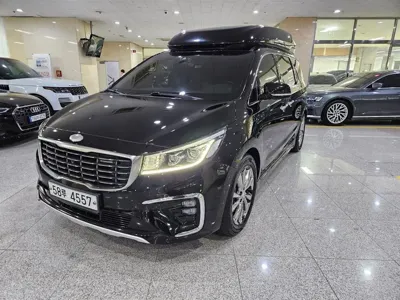 Kia Canival · 2019 год