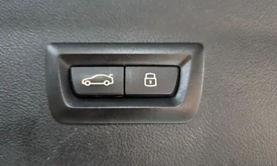 BMW X4 2023, 113884 км, за 28758.2 USD - фото 30