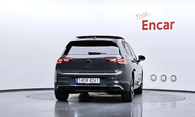 Volkswagen Golf 2025, 7107 км, за 23419.22 USD