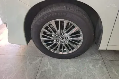 Toyota Vellfire 2020, 65300 км, за 67393 USD - фото 15