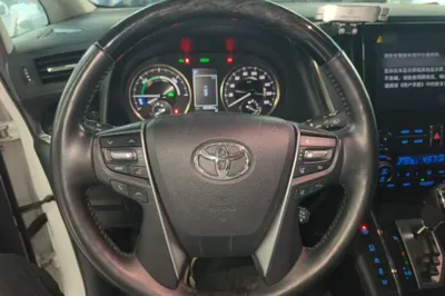 Toyota Vellfire 2020, 65300 км, за 67393 USD - фото 18