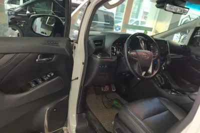 Toyota Vellfire 2020, 65300 км, за 67393 USD - фото 23