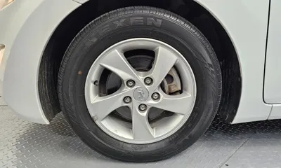 Hyundai Avante 2011, 95564 км, за 2953.92 USD